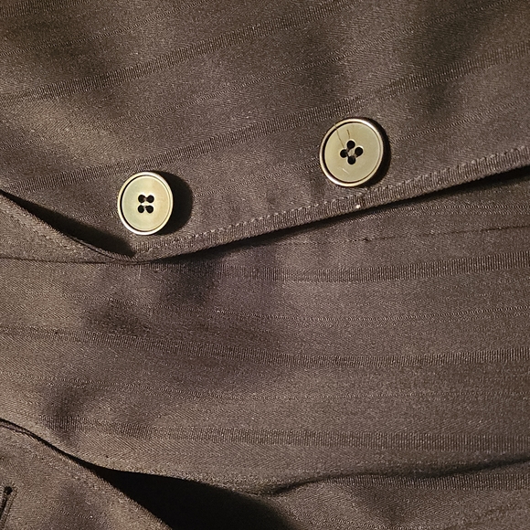 Women's Suit - Picture 5 of 5